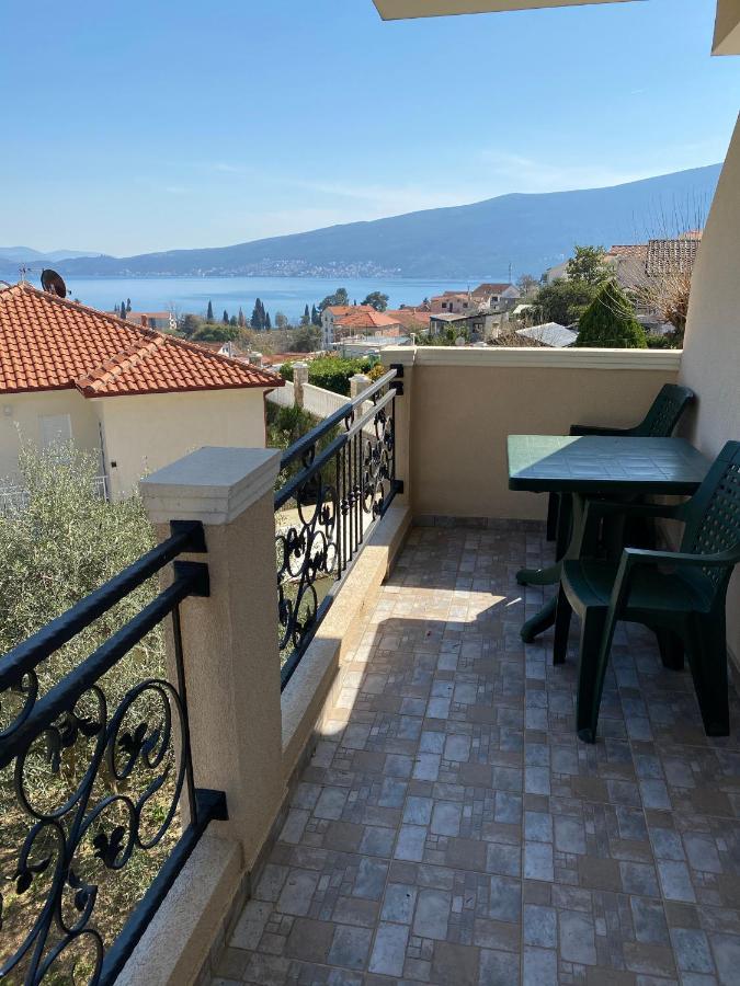 Apartments Sneki Baošići Exterior foto
