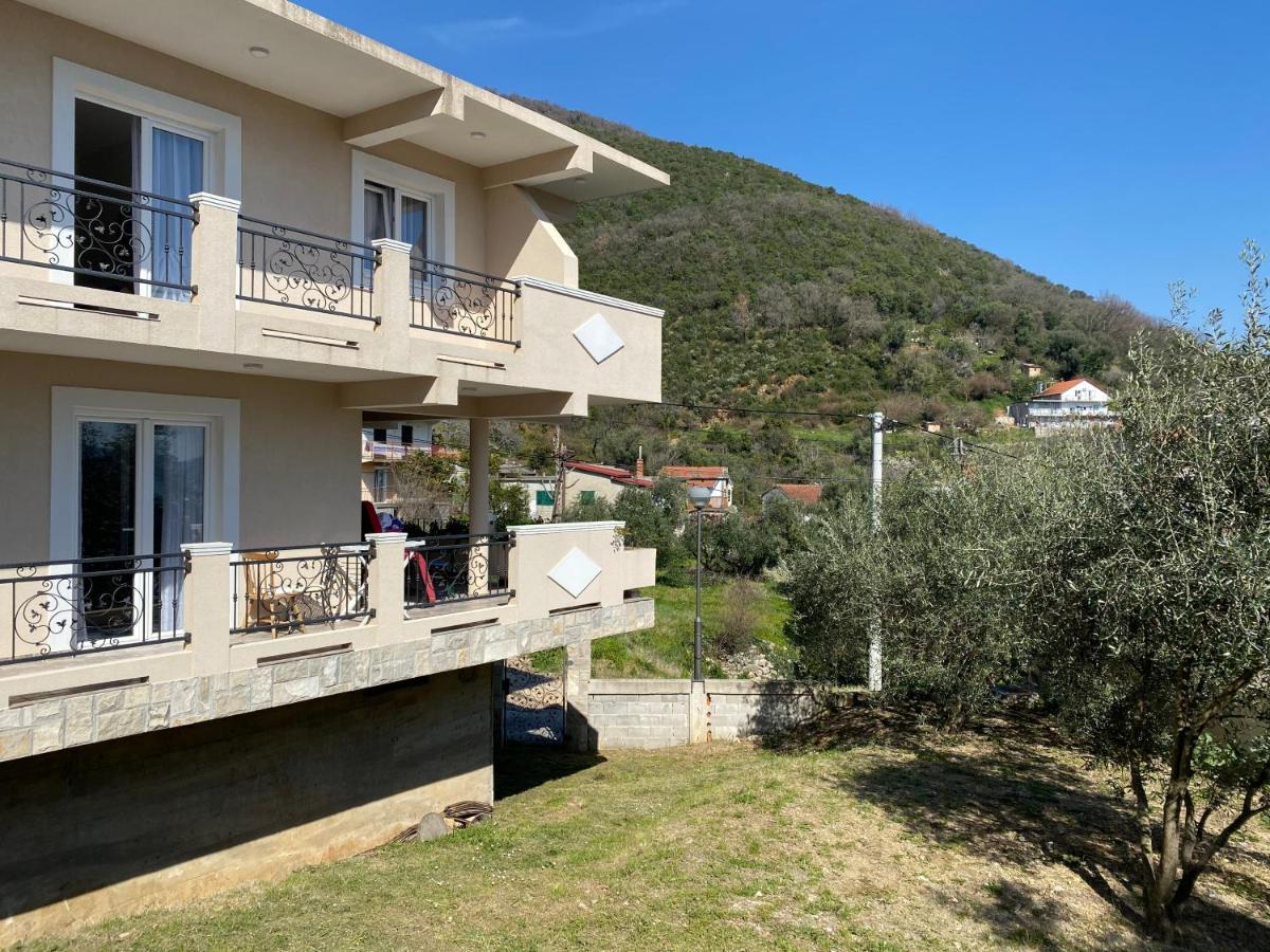 Apartments Sneki Baošići Exterior foto